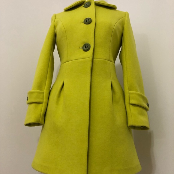 Brand new woman’s winter coat.
Size : S to XL - Picture 3 of 4